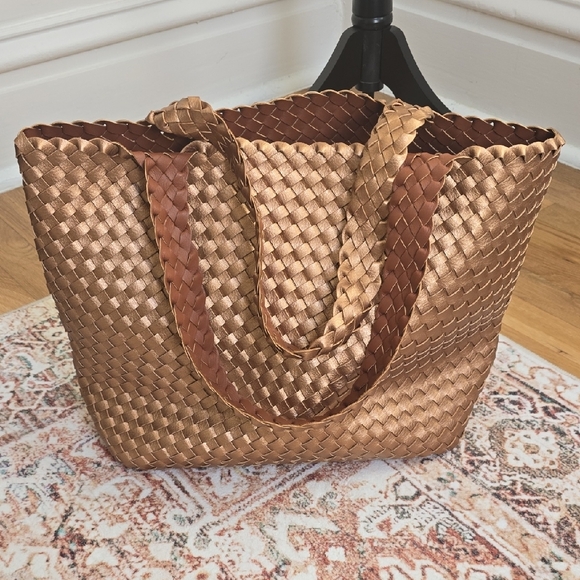 Ilse Jacobsen Elegant Reversible Woven Tote Bag - Brown And Rose Gold - Picture 4 of 5
